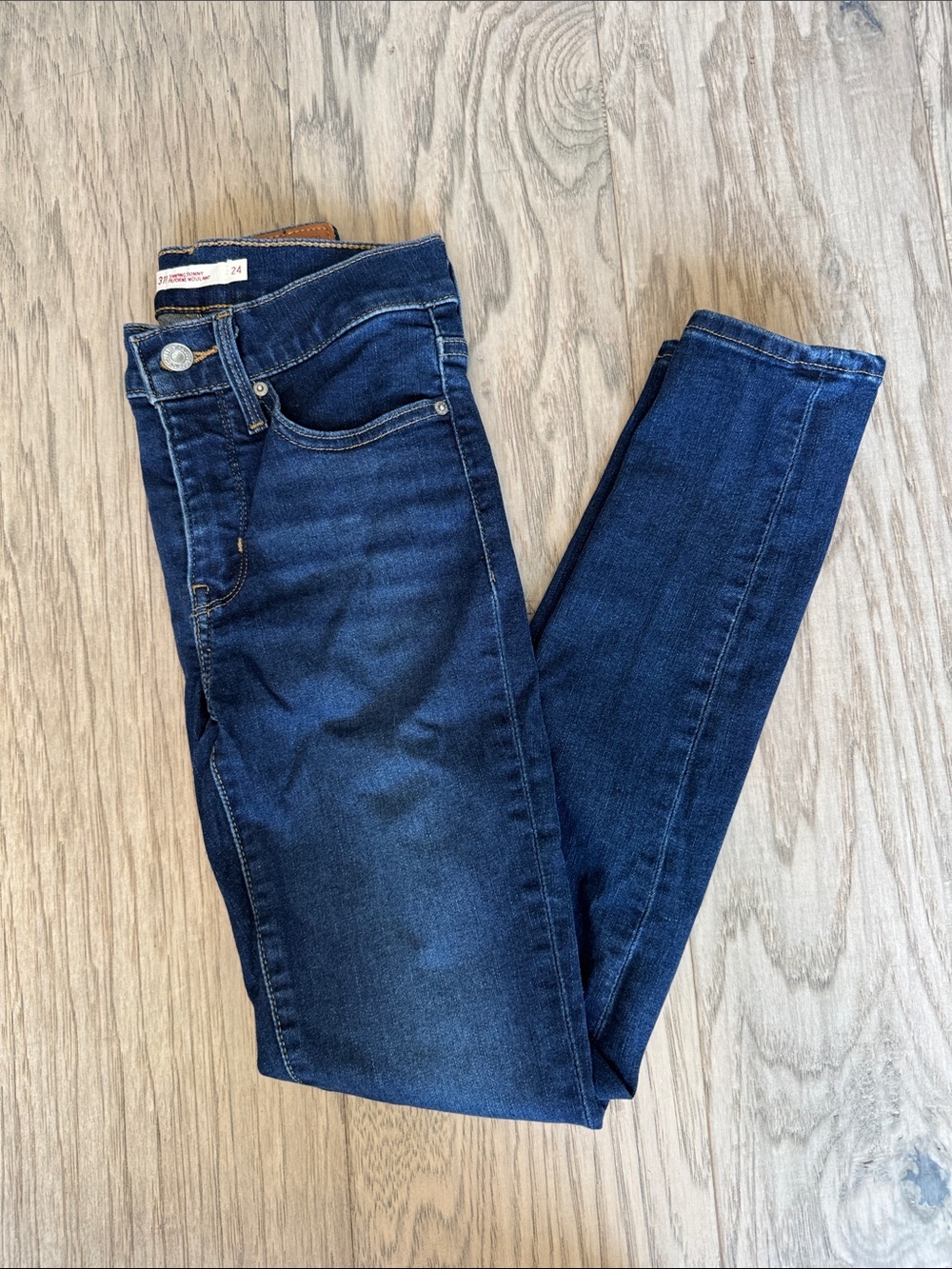 Levi's Navy Blue Women's Shaping Skinny Jeans